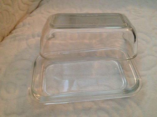 Vintage French Arcoroc Clear Glass Ribbed Butter Dish - Picture 2 of 11