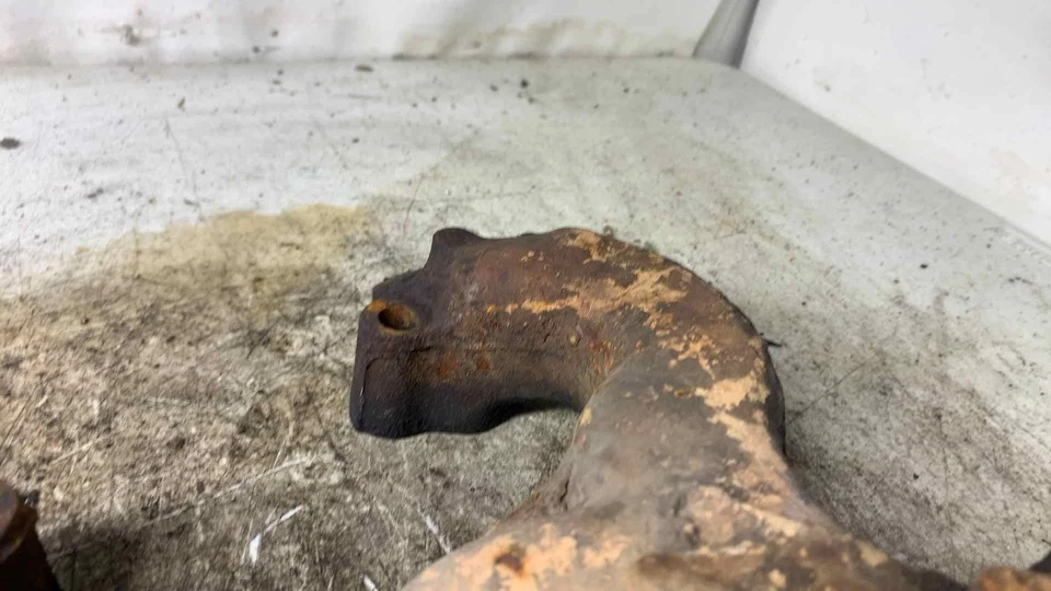 Colector de escape izquierdo izquierdo izquierdo camioneta GMC 2500 V8 350 1976-1982 ¡¡Piezas originales GM!!! Foto 3 de 4