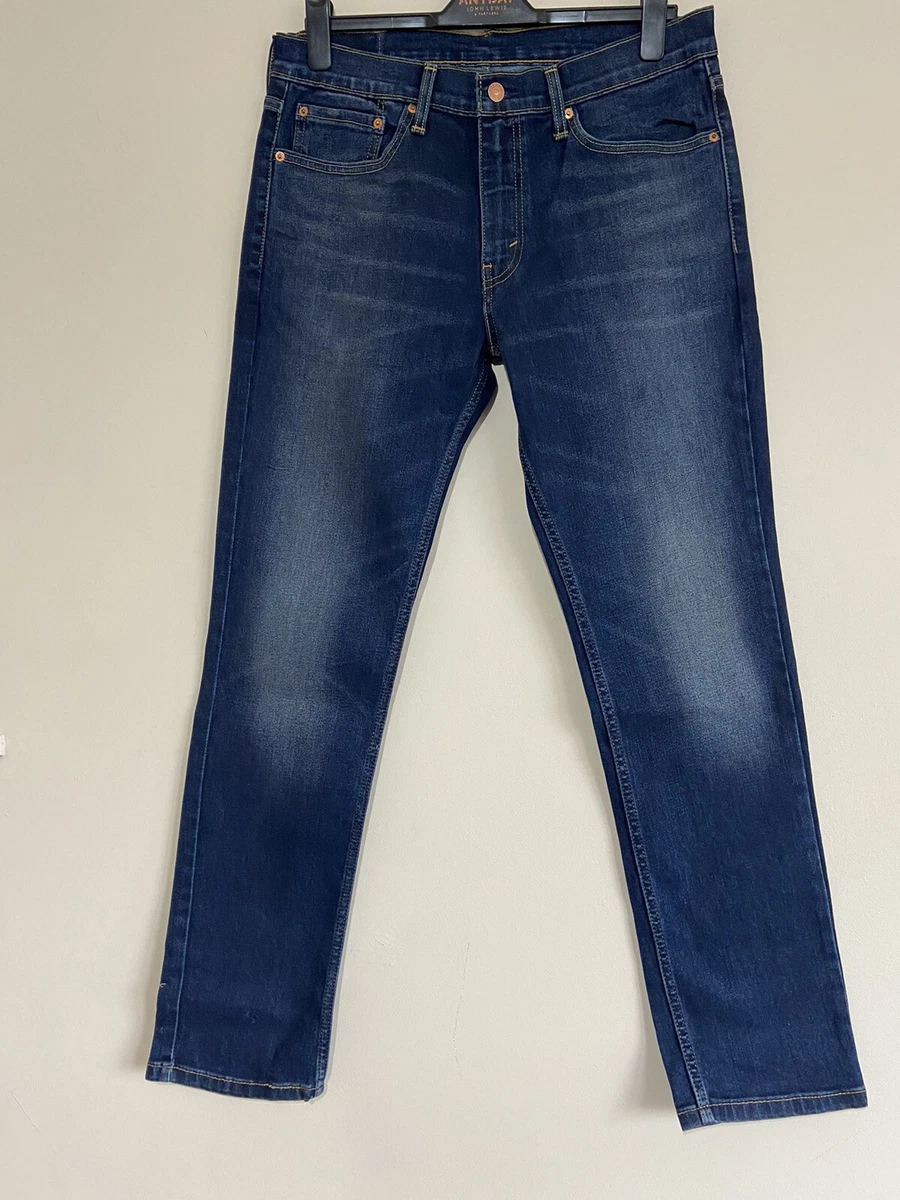 Levi s 502 SlimFit 34 W 32 L Leg Opening 7 Across Blue Wash Effects