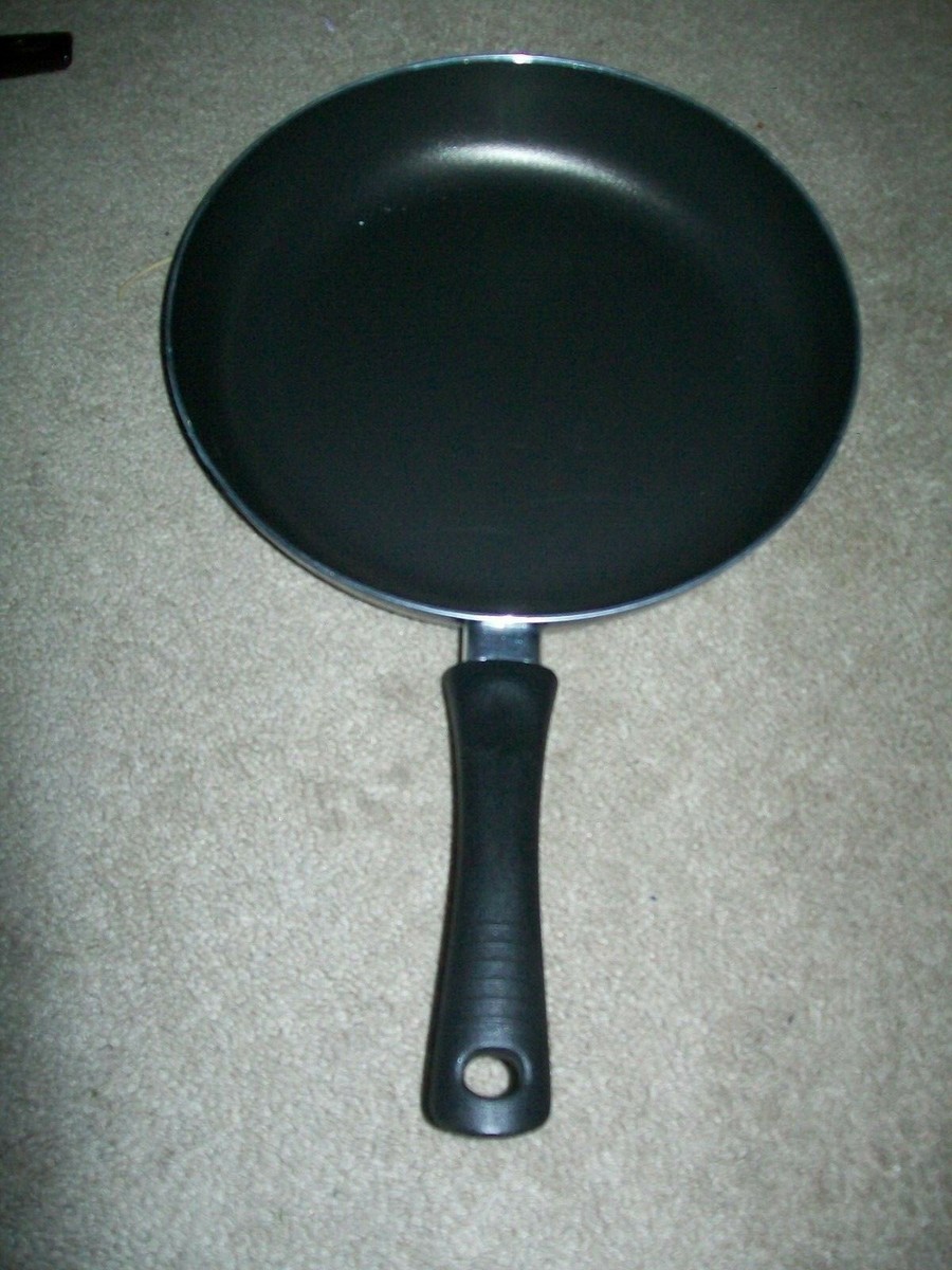 BIALETTI Nonstick 11-Inch Fry Pan Black EXCELLENT CONDITION IF USED AT ALL