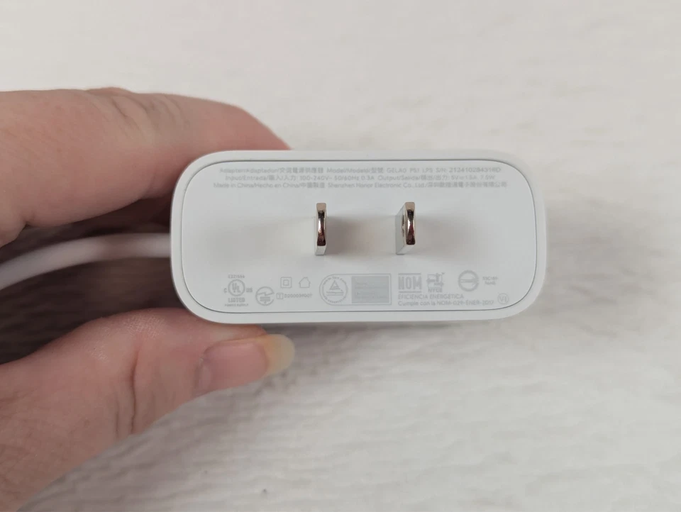 Google Chromecast - 2nd Gen - Model GZRNL - 4k - Remote / Ethernet Adapter - image 3 of 4