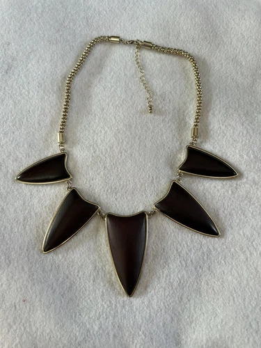 VETEMENTS Collana in legno e oro