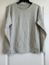 Classic Women  s Light Heather Gray Crewneck Pullover Sweatshirt Size XL
