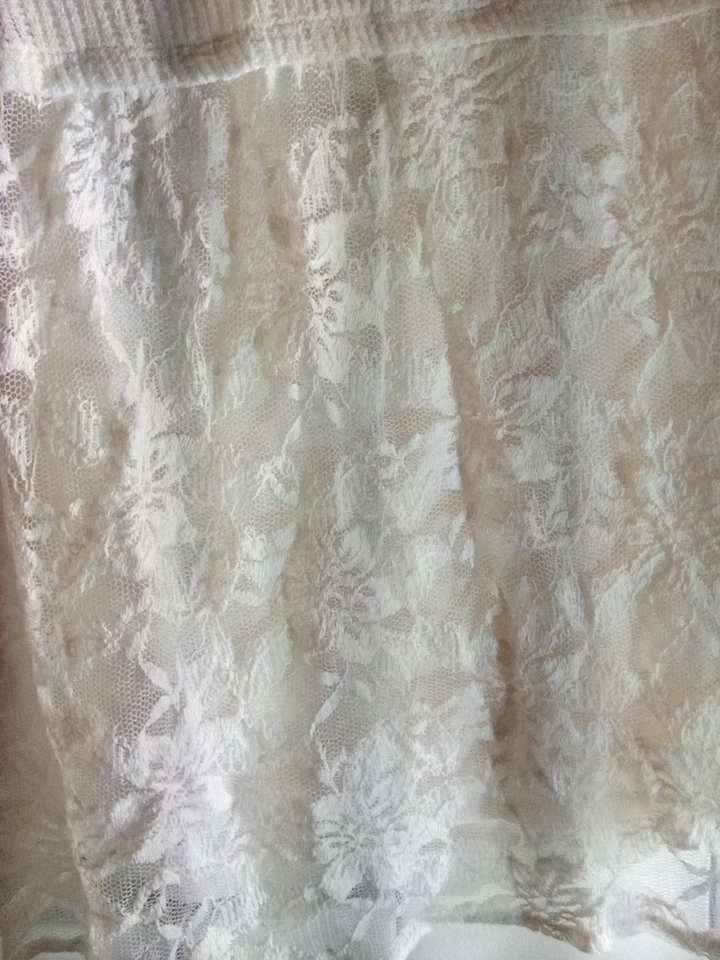 女士 LAUREN CONRAD 蕾丝婴儿娃娃上衣 * 2XL — 第 2/4 张图片