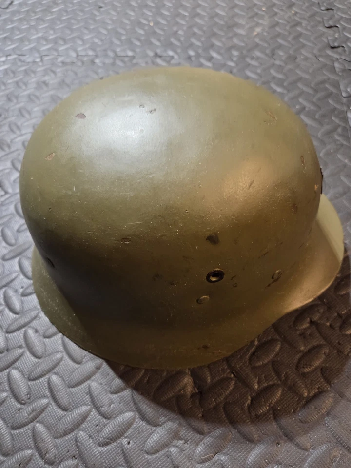 Post war Spanish Modelo Z helmet with original liner and owners name inside - Image 3 of 4