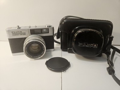 Fujica Compact Deluxe 35mm f1.8 4.5cm Lens Rangefinder Camera With