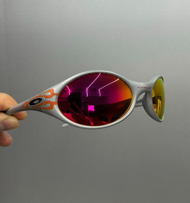 OAKLEY eye jacket ビンテージ 美品 Y2K 廃版レア Vintage Oakley Eye Jacket Lightweight Polarized Red ​Lenses Gray