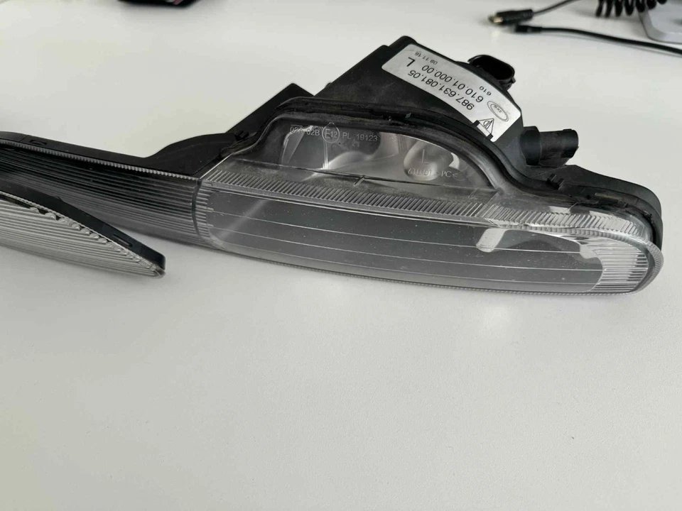 PARAGOLPES DELANTERO FAROS ANTINIEBLA PORSCHE BOXSTER 987 2005-2008 Foto 3 de 4