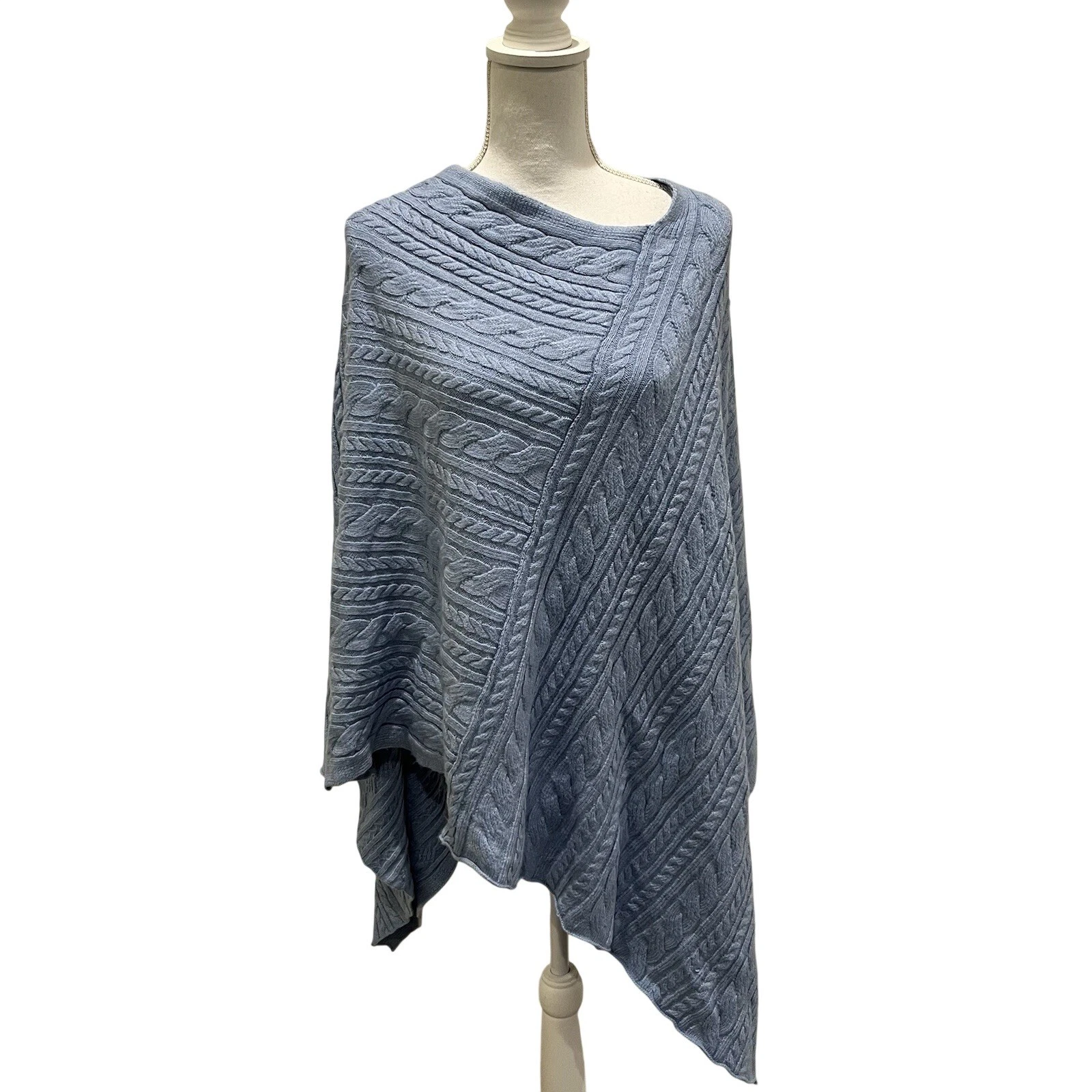 New Soft Surroundings Cable Knit Poncho Blue One Size Cozy Soft Asymmetrical
Opens in a new window o