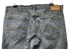 Levi’s Strauss Signature Mens 38 x 30 Boot Cut Jeans 100% Cotton S61