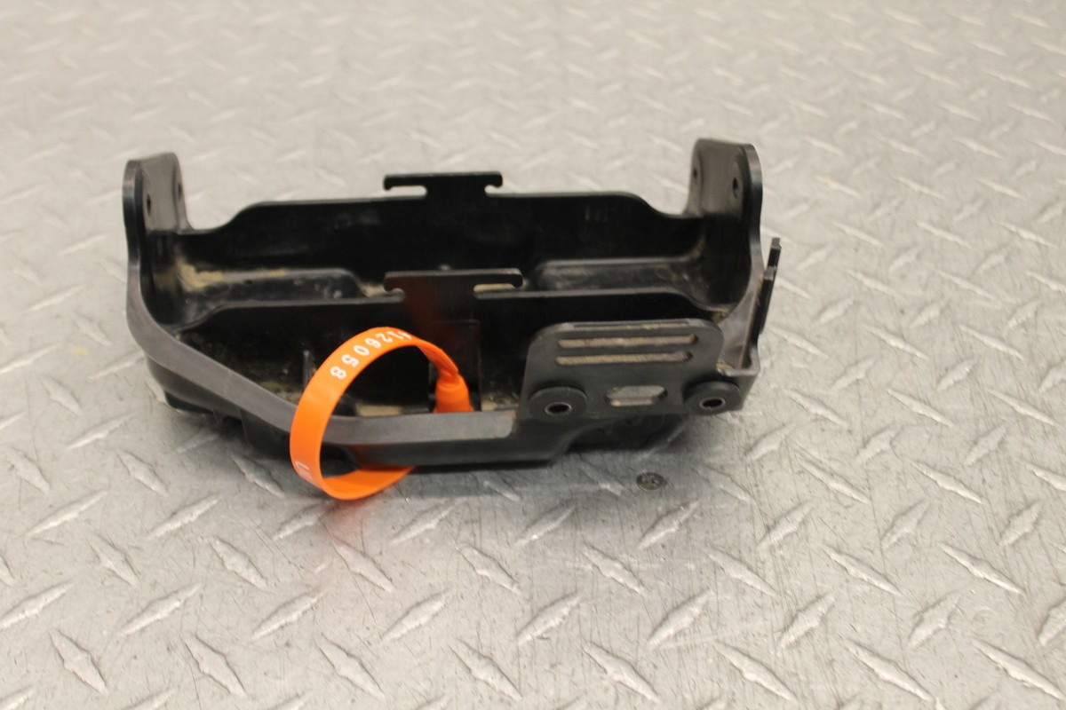 g NOS NEW OEM ORIGINAL HONDA V65 V45 L. FRONT REFLECTOR 33741