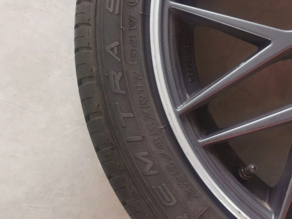 Sommerreifen Komplettsatz Auf Alufelgen - Bild 3 von 4