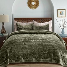 EVERGRACE Luxury Ruched Velvet Quilt King Size Ultra Soft Bedspread Coverlet ...