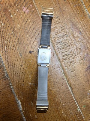 Vintage Seiko 2A32-5120 Quartz Rectangular Green Dial Date New