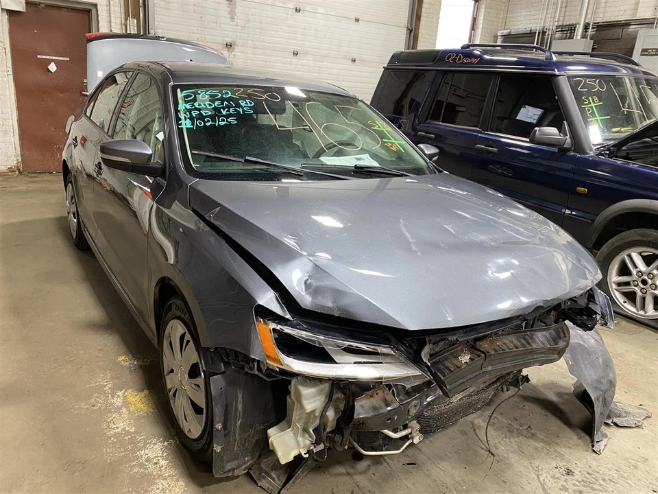 ENGINE MOTOR Beetle Jetta Passat 2014 14 2015 15 1.8L 1429384 - Image 2 of 4