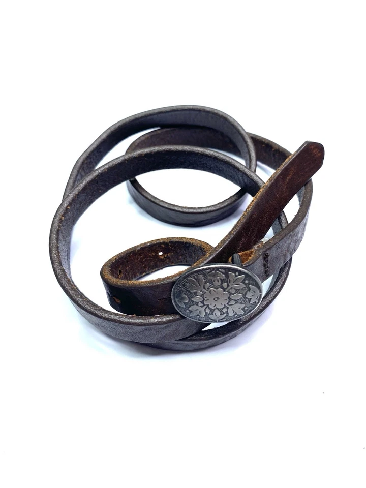 Mossimo Supply Co Cinturón Ajustado Cuero Marrón Hebilla Floral Talla X Grande EE. UU. Foto 2 de 4