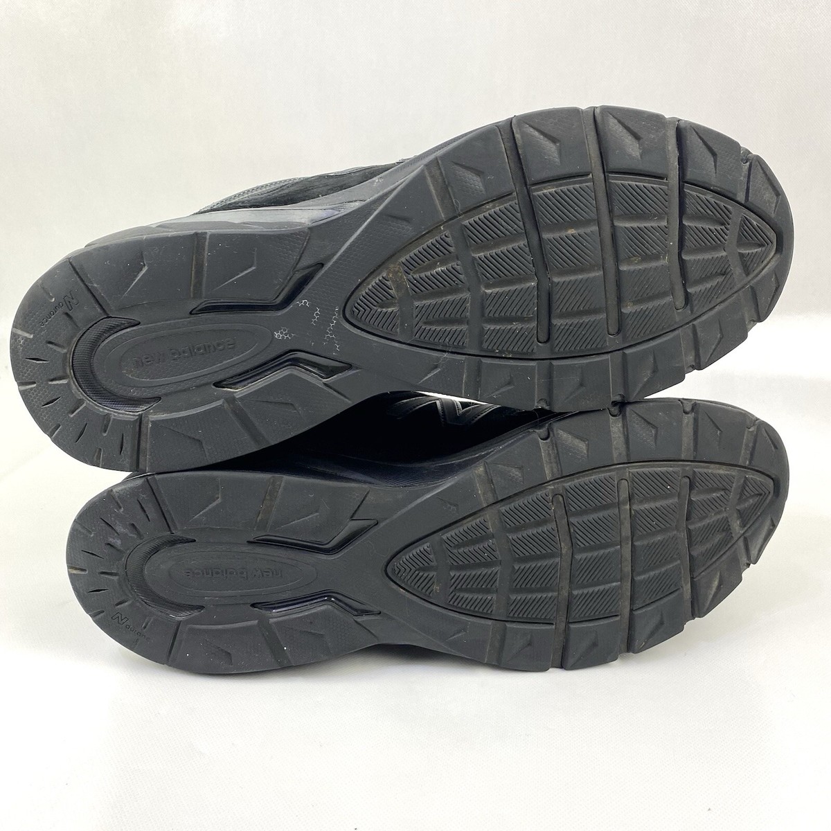 Size 14 WIDE 2E Men's New Balance 990 V5 Sneakers Black USA Size 14 WIDE 2E Men's New Balance 990 V5 Sneakers Black USA