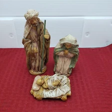 Nativity set Mother Mary, Joseph, and Baby Jesus 3 Piece Set