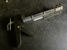 Red Devil 9  Economy Caulk Gun