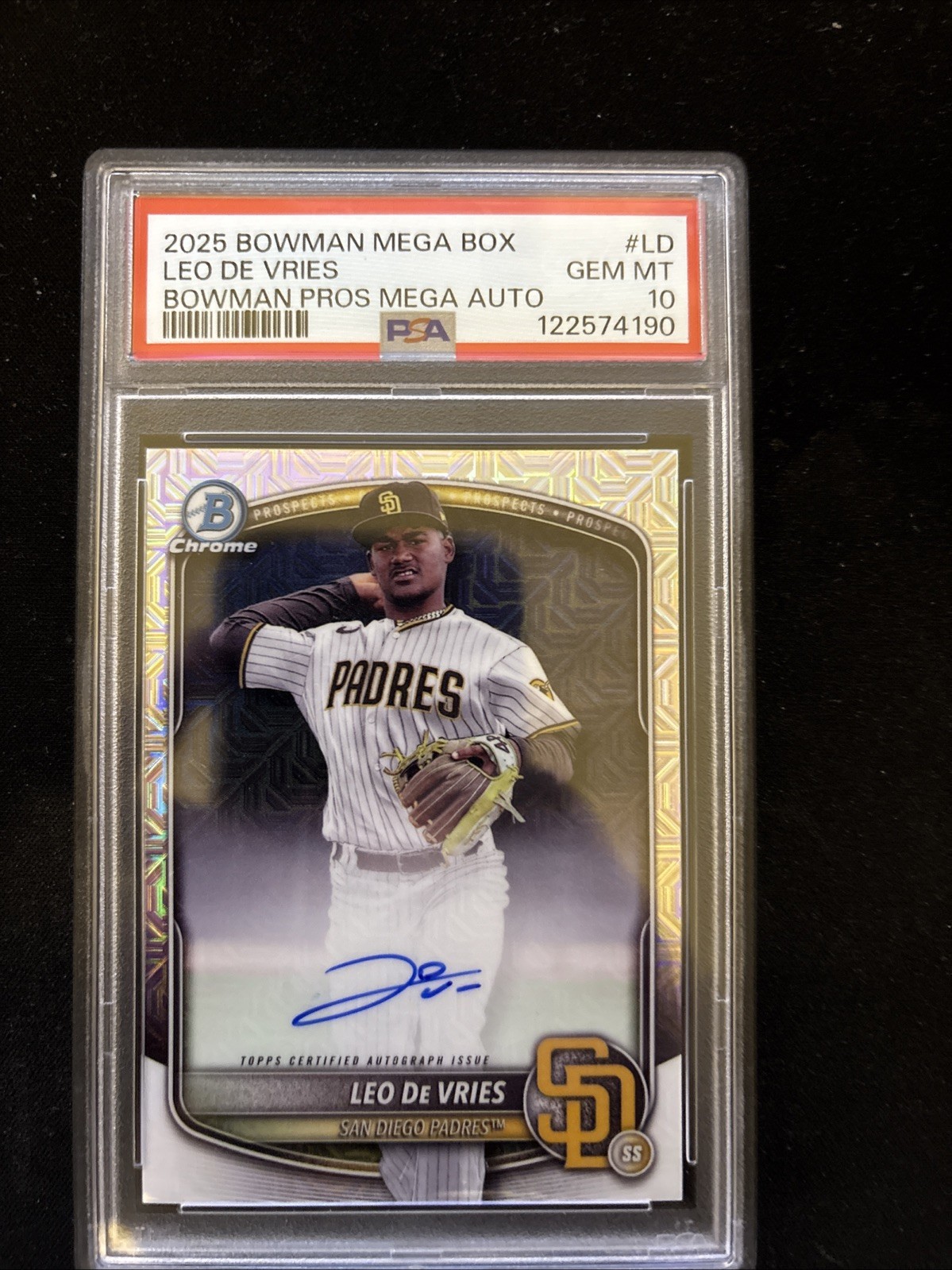 2025 Bowman Chrome Prospect Mega Box Autographs Leo de Vries #BMA-LD PSA 10