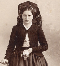 31/872 FOTO HARTPAPPE CDV SPREEWALD TRACHT FRAU BRAUCHTUM ELMA SPRENGEL COTTBUS