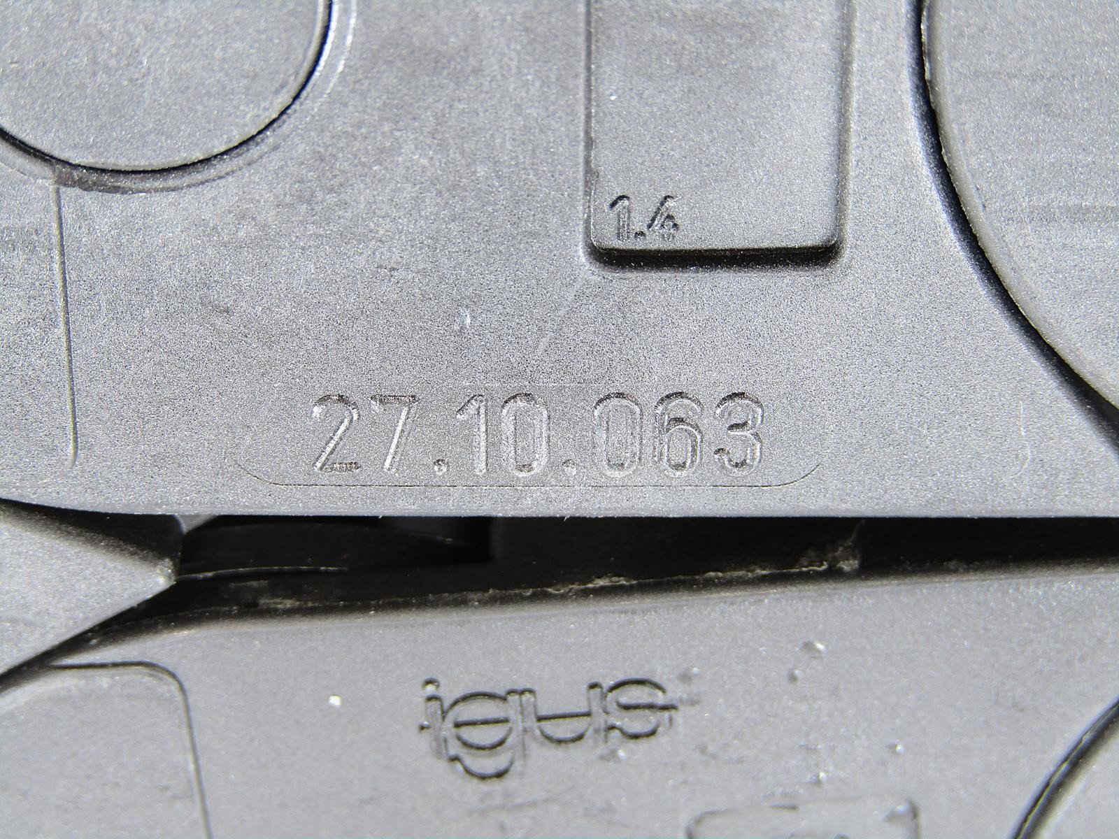 Igus 27-10-063-6MC Cable Carrier Drag Chain | Total Links: 33