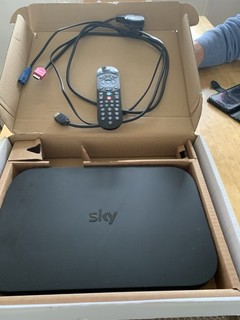 Sky Q Box With Remote & power lead
