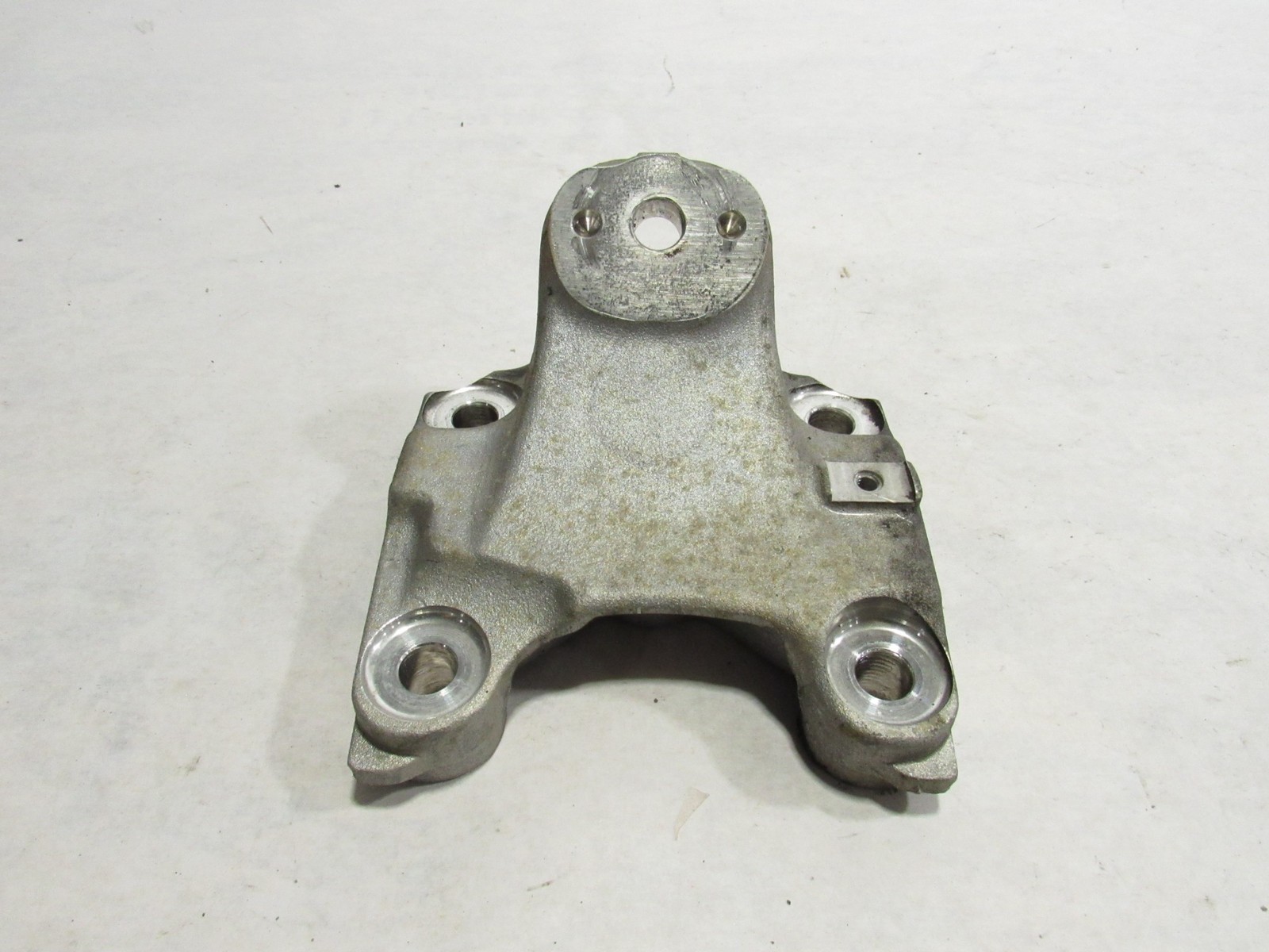 15-19 Ferrari 488 Spider 2017 3.9L Left Driver Engine Mount Bracket Strut ;@2