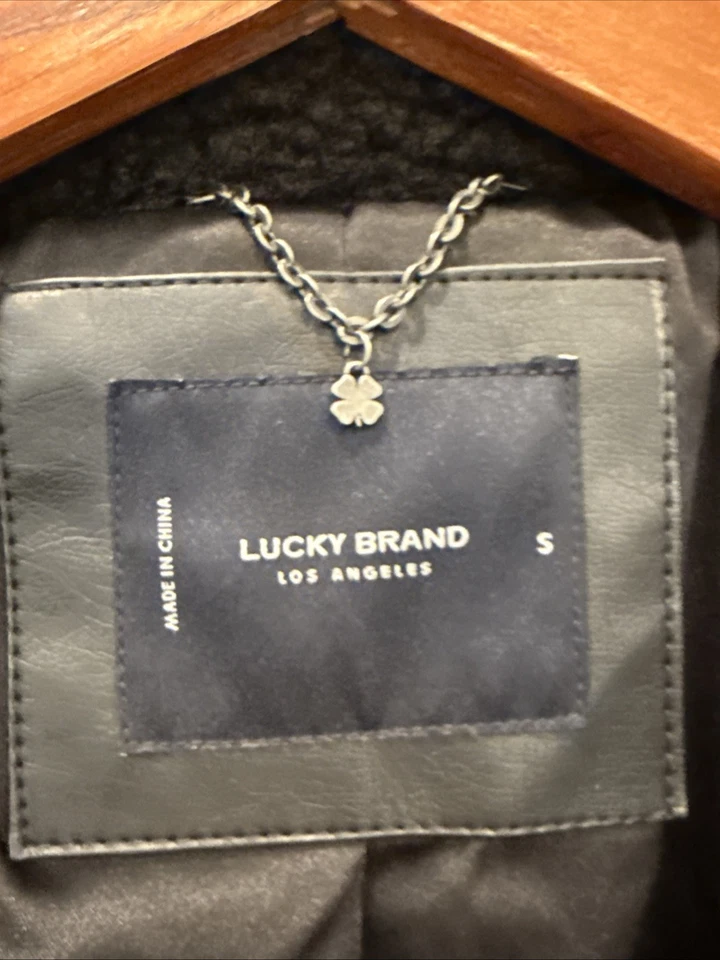 Abrigo de peluche con cuello Lucky Brand imitación piel de oveja negro talla S Foto 3 de 4