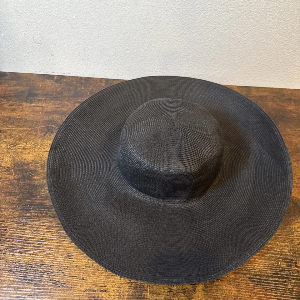 Eric Javits Squishee Black Sun Hat – Packable, 5.5" Brim, SPF 50, Rolled Brim - Image 4 of 4