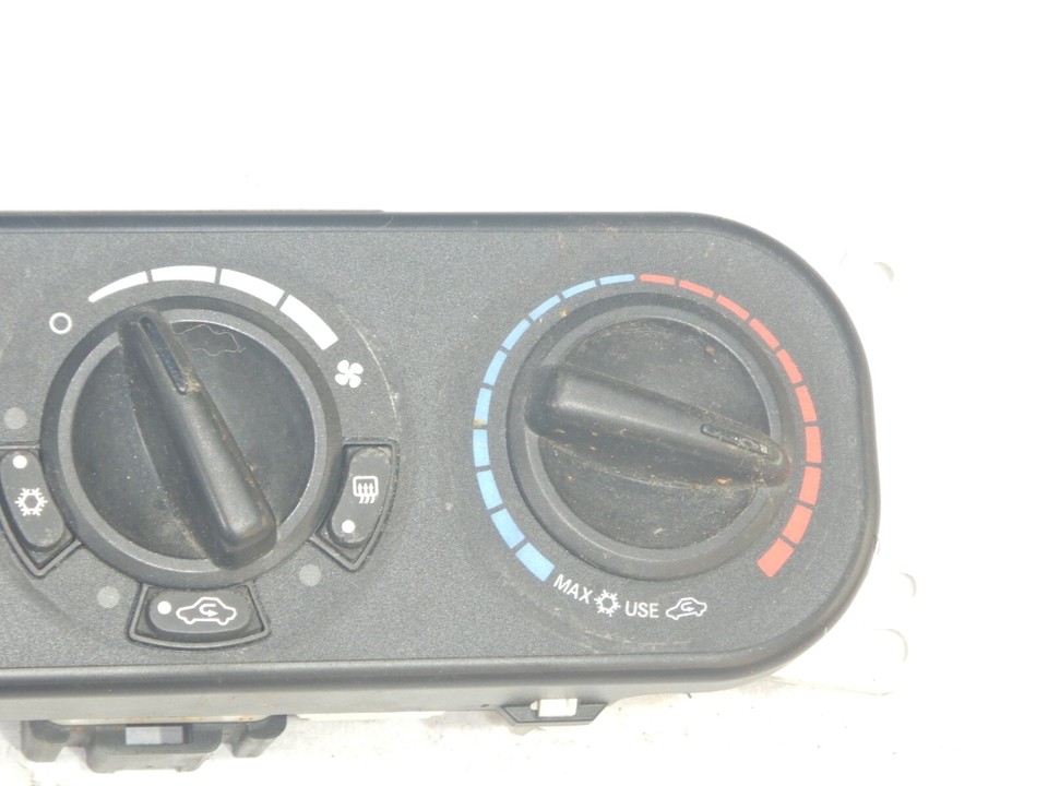 Jeep Wrangler JK 0710 OEM Heater Heat Fan Climate Control Switch A/C
