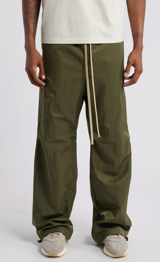 Fear Of God Essentials Military Nylon Field Pants FW24 Fear Of God Essentials Military Nylon Field Pants FW24