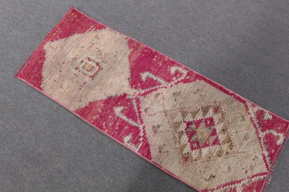 1.7x4.2 ft Small Rug, Kitchen Rug, Moroccan Rug, Turkish Rug, Vintage