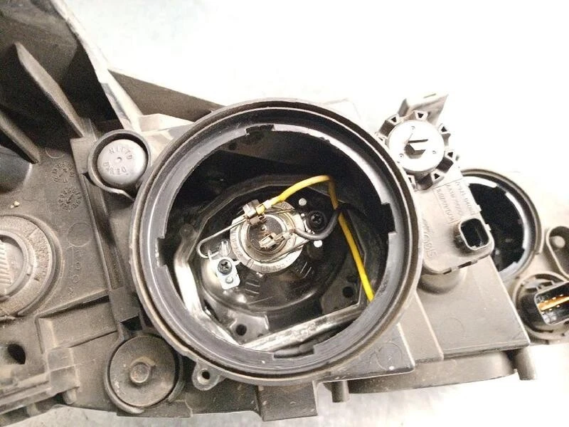 921012P030 faro izquierdo para KIA SORENTO II (XM) 2.2 CRDI 2009 5299349 - Imagen 3 de 4