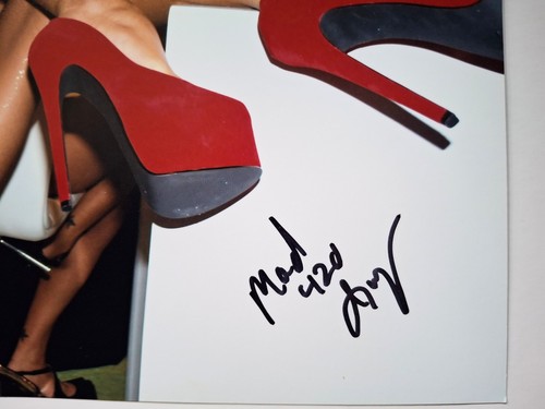 MADISON IVY Signed 8x12" Original PHOTO #7 - Legs For Days - Picture 2 of 2