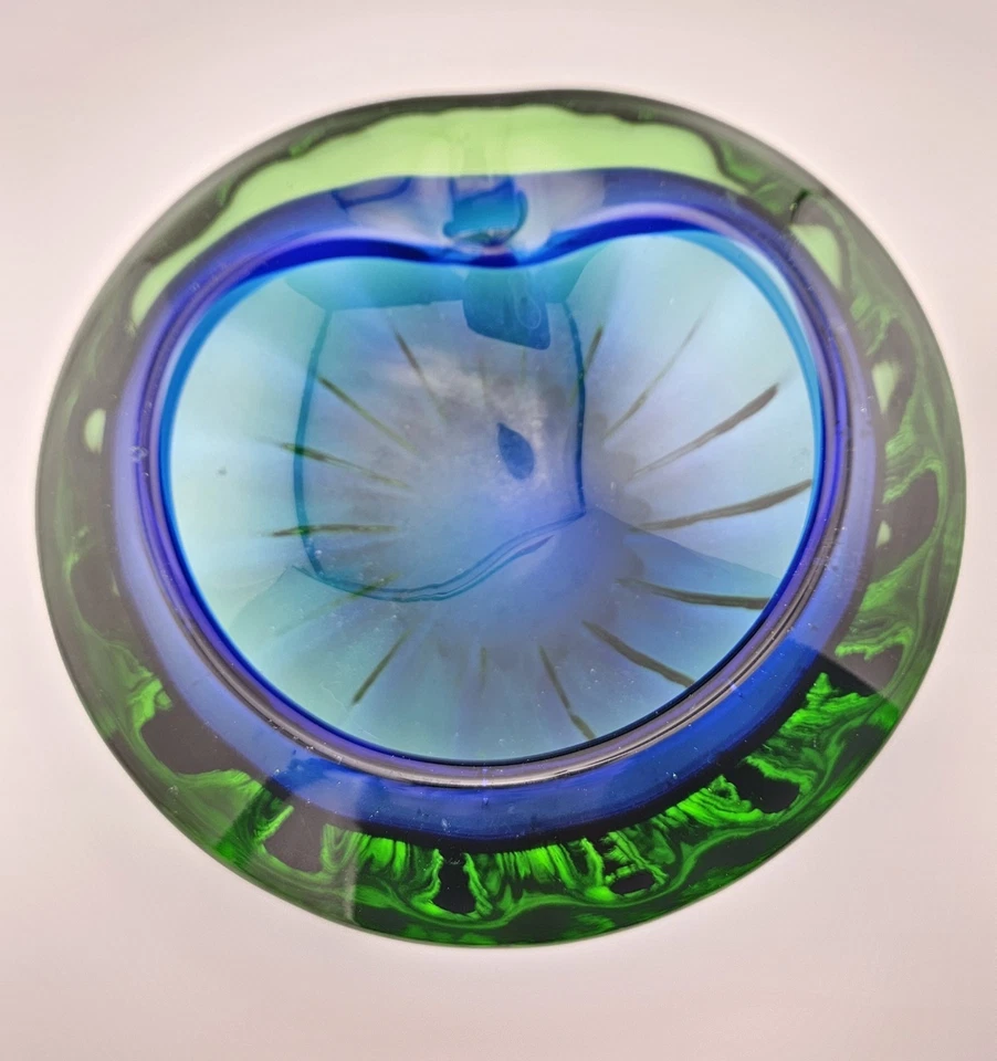 Exquisito cuenco geoda de vidrio artístico de Murano vintage pesado de 6,5" azul verde carcasa transparente Foto 4 de 4