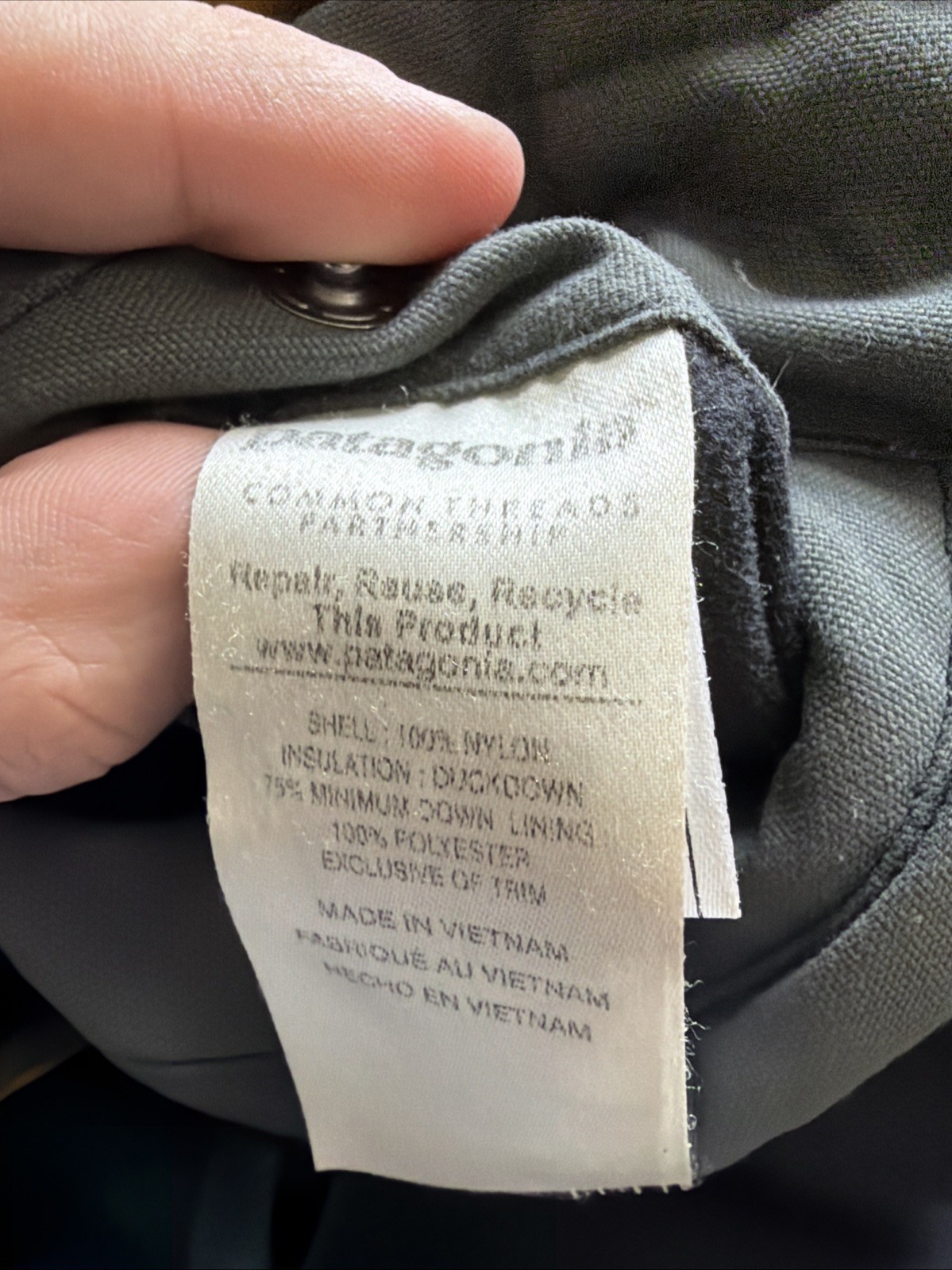 Patagonia Men's Yellow Gray Reversible Duck Down Puffer Vest Full Zip Medium thumbnail 2