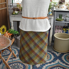 VTG 90s Laura Ashley Lined Plaid Pure Wool Pencil Skirt Size Medium 8-10 