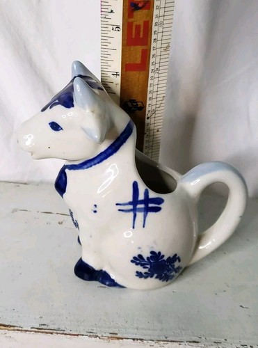 Vintage Delft Style Blue & White Sitting Cow Creamer Ceramic Hand Painted Floral - Picture 6 of 7
