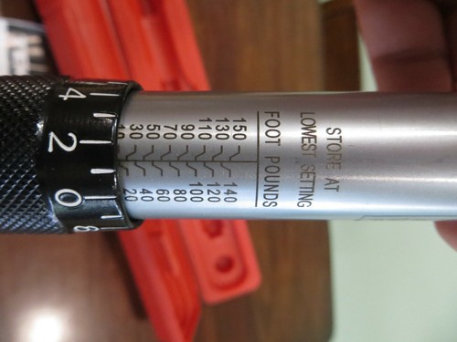 Tekton model 24335 Torque Wrench 1/2 inch drive,10-150 ft-lb-13.6- 203.5N-m tool - Picture 7 of 12