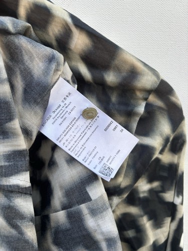 Escada Top 34 Gray Black Leopard Print Shirt Collared V Neck Blouse - Picture 5 of 6