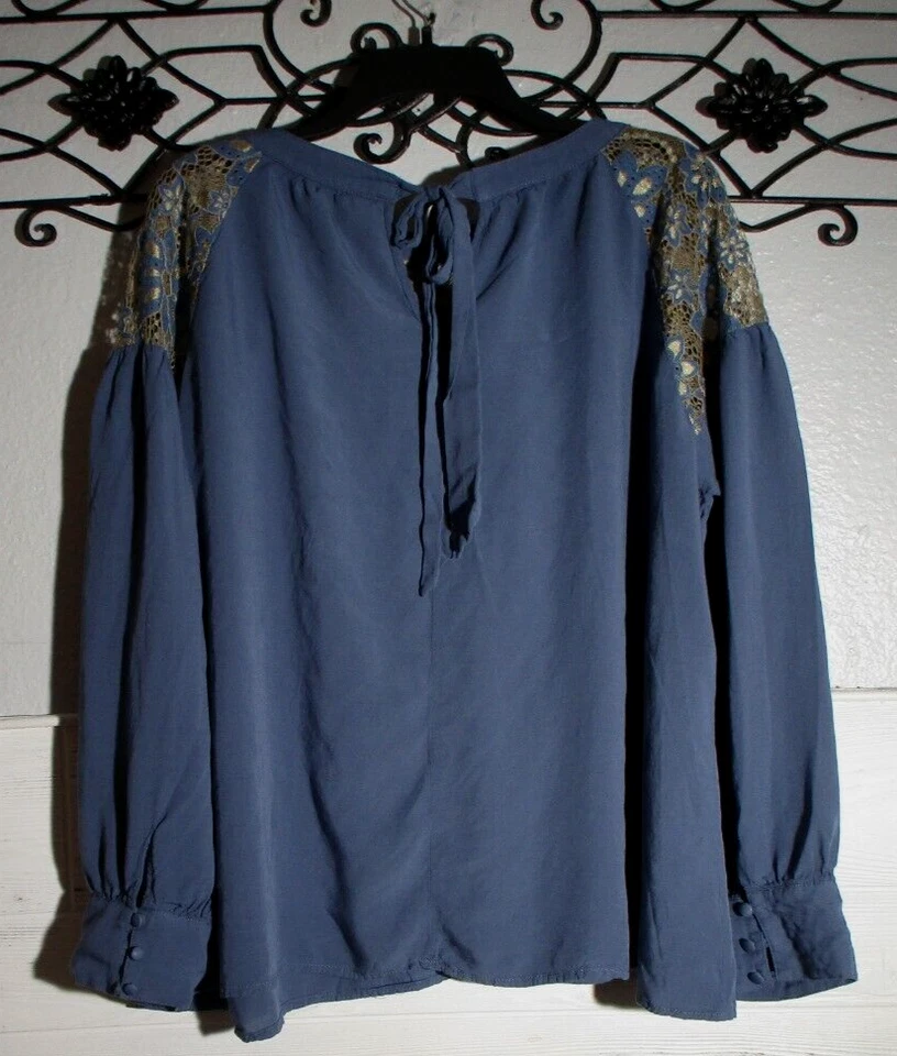 Kori America Women's Top Size L Long Sleeve Blue Floral Round Neck - Image 2 of 4