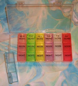 7 Day Pill Box (639277959515)