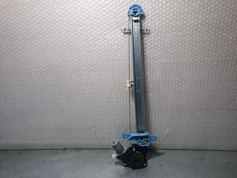 8346052R00 FENSTERHEBER VORNE RECHTS / 2621006180 / 7687033 FÜR