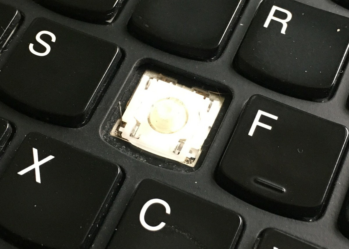 Lenovo Launches ThinkPad X1 Carbon 30th Anniversary Edition, Arrives In - Foto 2