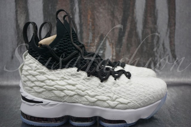 lebron 15 youth shoes