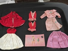 VINTAGE 1960'S BARBIE AND SKIPPER CLOTHES AND BOOK