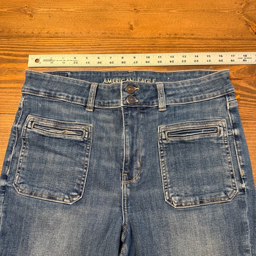 Pantalones de mezclilla acampanados American Eagle súper altos para mujer 14 bolsillos largos súper elásticos - Imagen 4 de 8