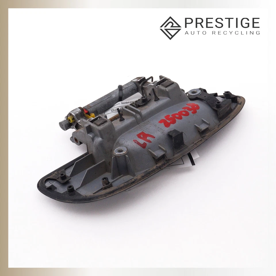 2002 INFINITI I35 Door Handle Exterior Outside Rear Left Silver 82607-3Y176 Foto 4 de 4