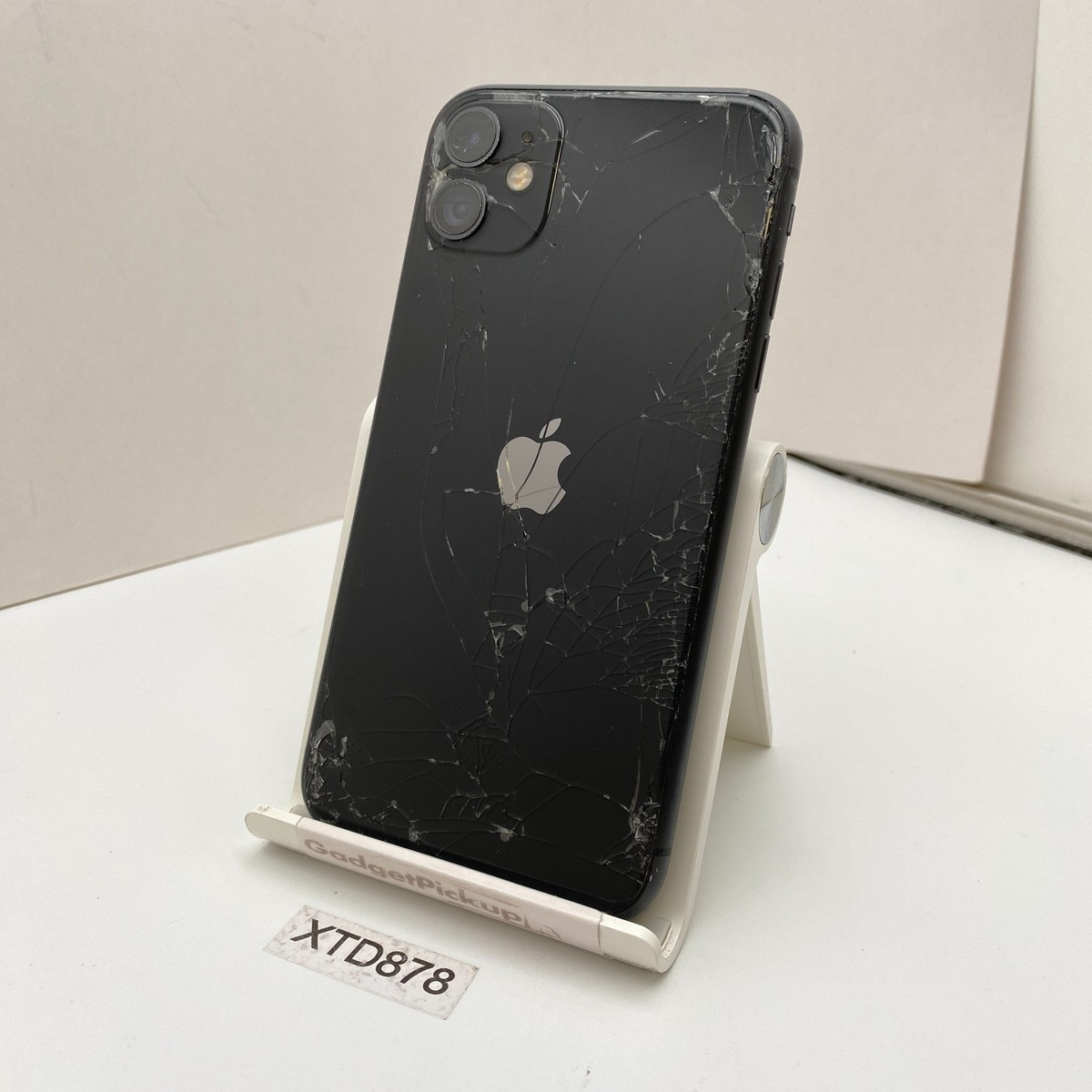 Apple iPhone 11 - 128GB - Black (Unlocked) - CRACKED BACK | eBay